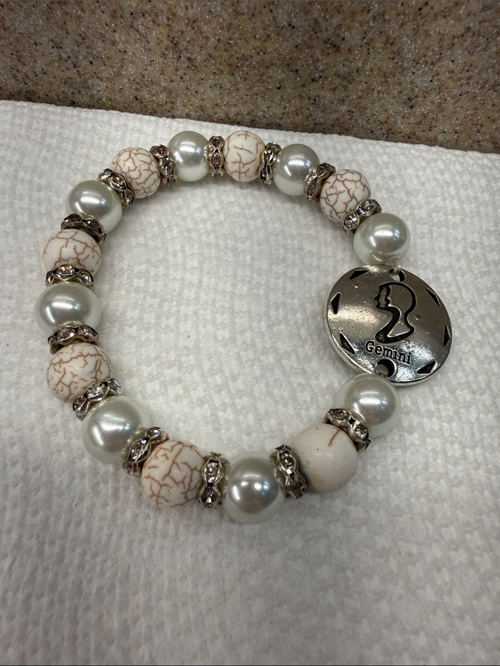Gemini White Pearl & Agate Stretch Bracelet
